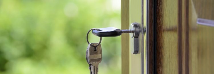 谷歌我的企業(yè)所有權(quán) - 誰擁有它以及如何主張權(quán)利？