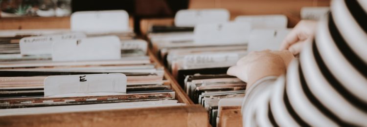 如何查找信息并檢查其可靠性?